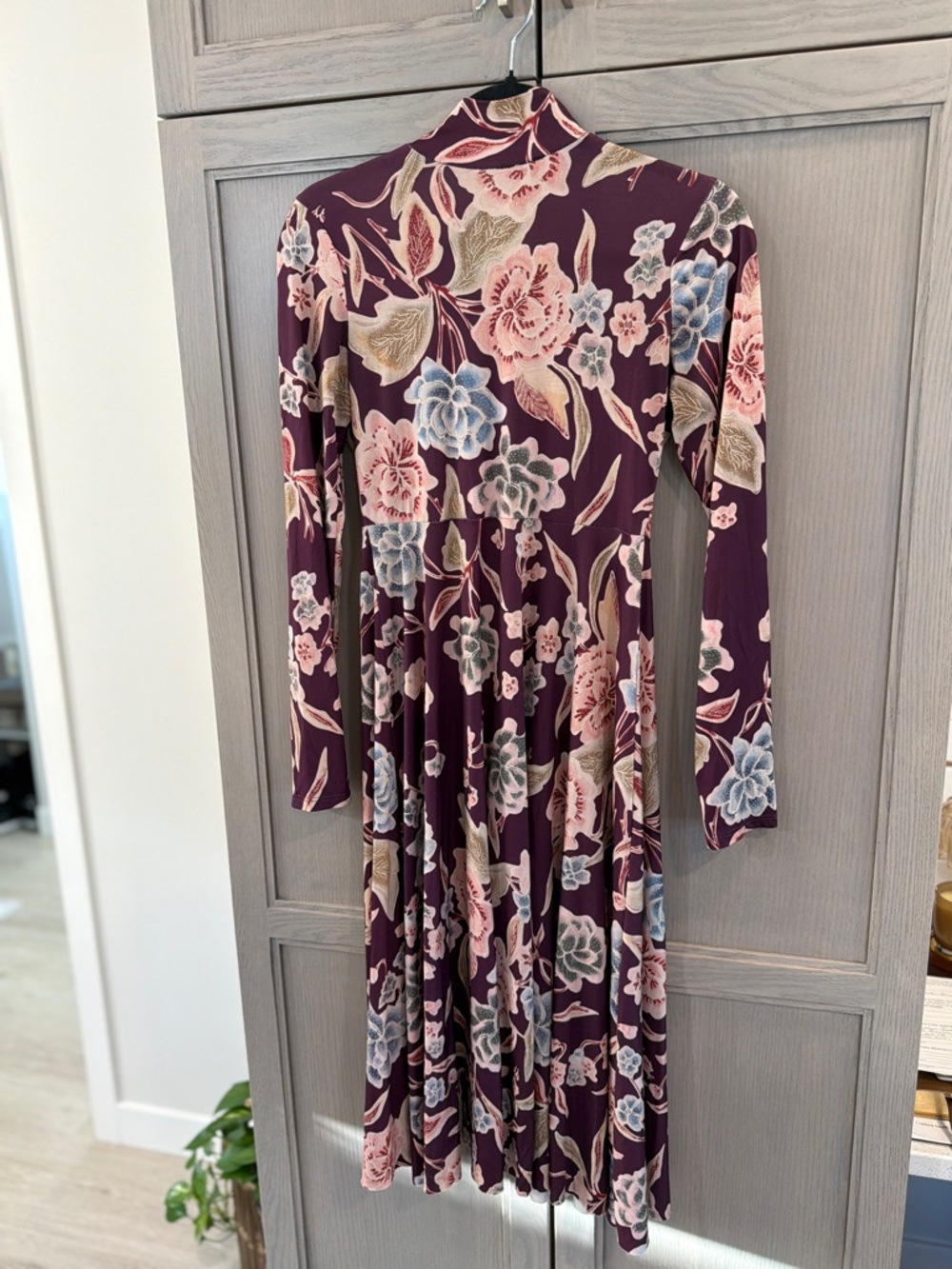 Zara Plum Floral Long-Sleeve Midi Dress with Tie-Back - Picture 2 of 4